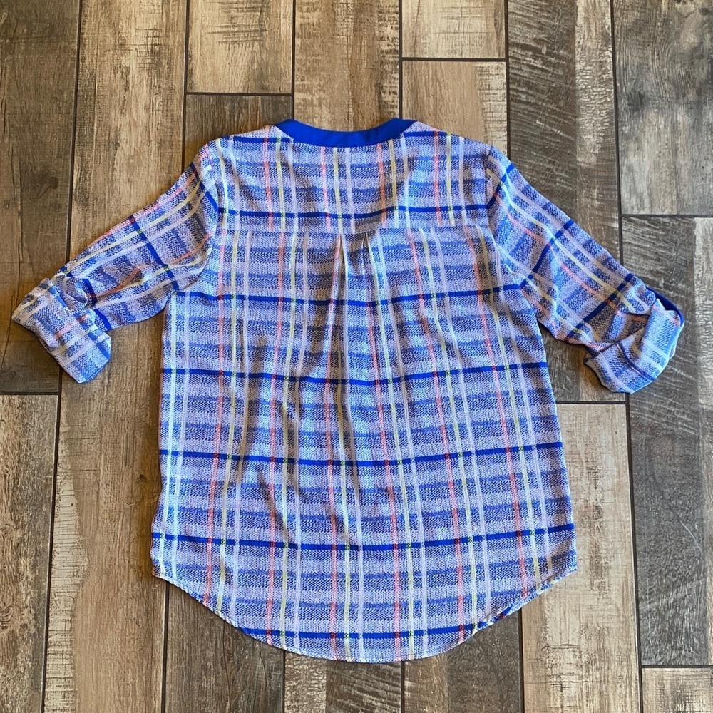 Pixley Multicolor Textured Top - Picture 2 of 13
